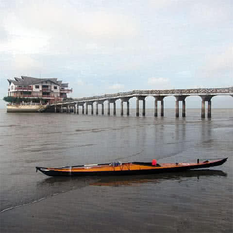 HW3 kayak on Dong Hoa beach